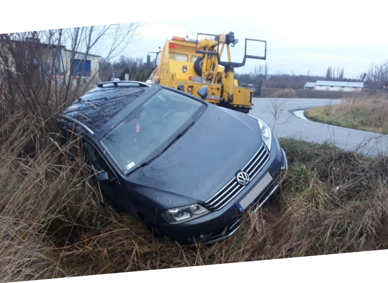 Samochód w&nbsp;rowie